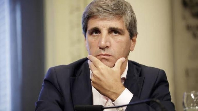 "Los dólares van a sobrar": el pronóstico del ministro Caputo