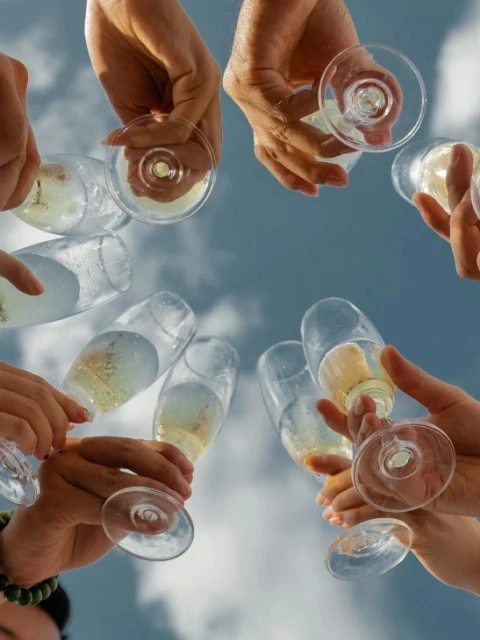 Temporada de after office: atentos al Síndrome del corazón festivo